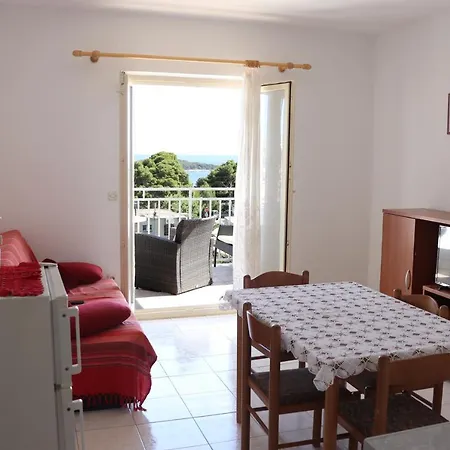 Apartman With A Parking Space Hvar - 5687