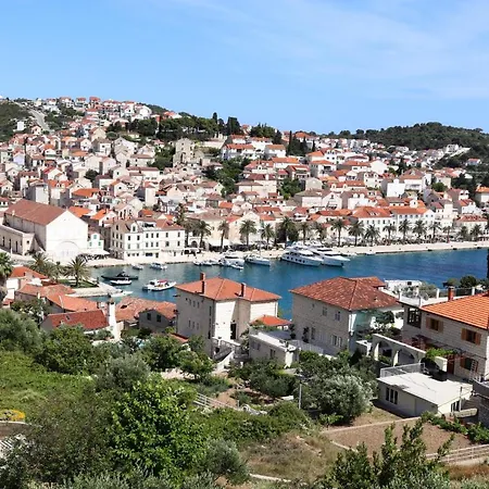 Apartman With A Parking Space Hvar - 5687 Hvar Town
